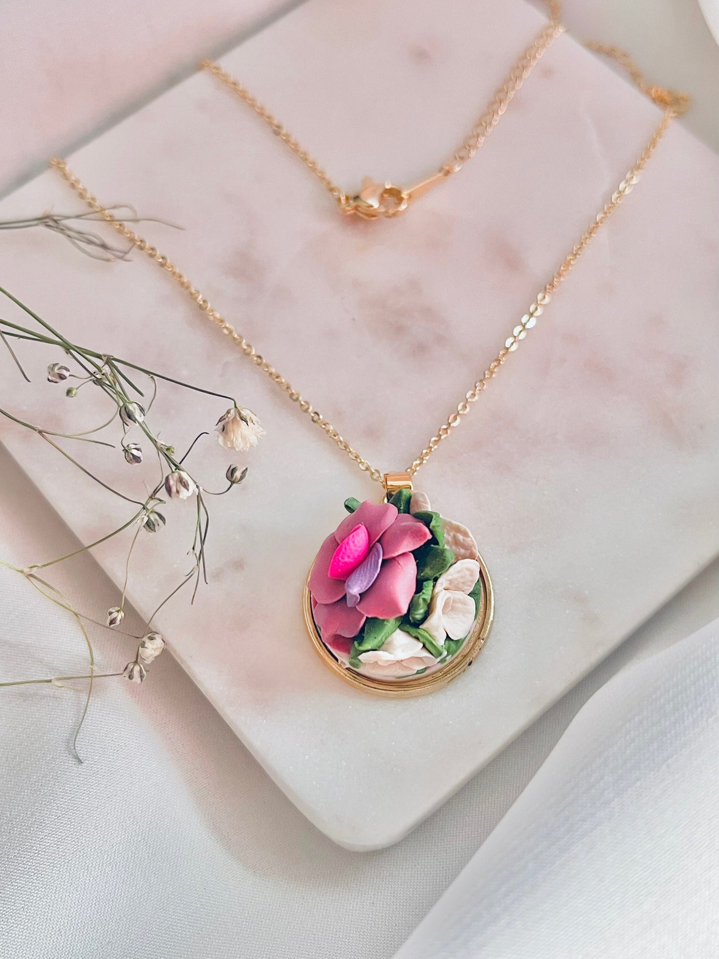 Polymer Clay Necklace | Round Pendant | Floral Necklace | Gold Plated Necklace | Chain Pendant | Botanical Pendant | Handmade Pendant